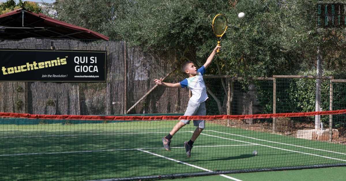 Semplice, praticato da tutti e autoarbitrato: a Gioia del Colle alla scoperta del "touchtennis"